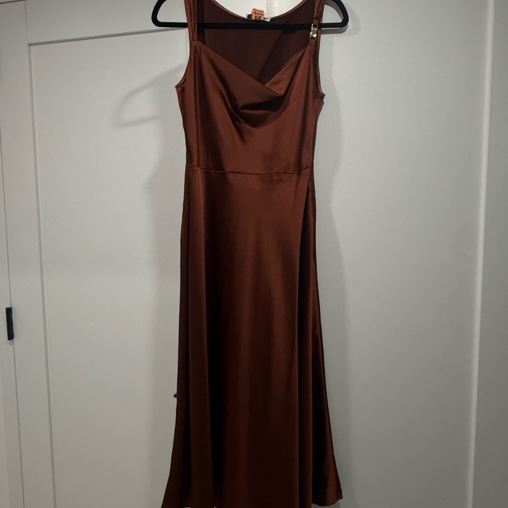 Elegant Brown Sleeveless Dress